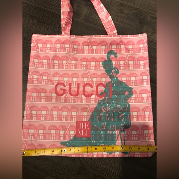Gucci beauty gift tote - Picture 8 of 10